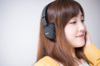 Sony MDR-ZX110AP faltbarer Bügelkopfhörer mit...